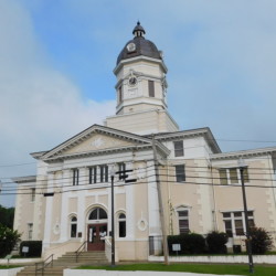 Claiborne County Courthouse